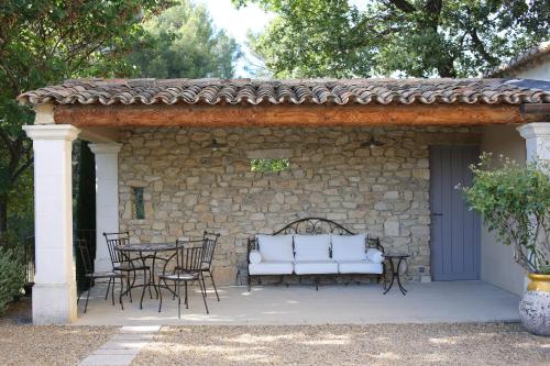 La Paradisse – exceptional Provençal farmhouse (18th century)