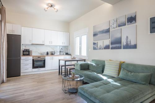 Attiki Metro Top Floor By Greece Apartments, Athen