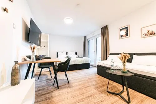 ZENtrahome - Zentral Outlet Business SmartTV Balkon in Metzingen, Deutschland