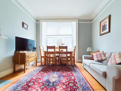 Edinburgh Charming Old Town Apartment, Edinburgh (photo 4)