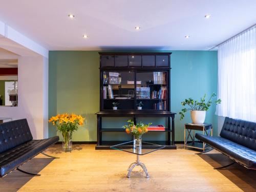 Good Morning + Berlin City East - image 12