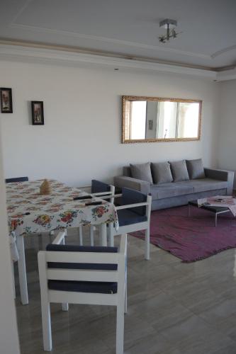 Appartamenti sulla spiaggia2.1 in Ezzahra (Bin `Arus)