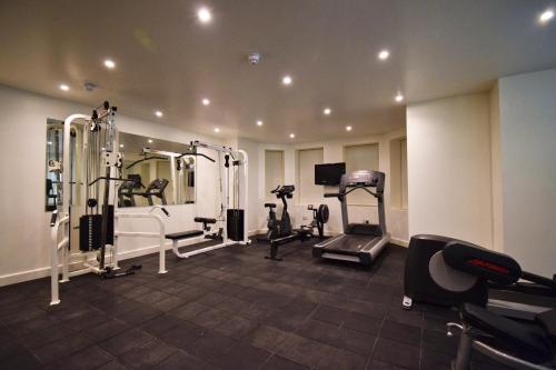 The Chatsworth Hotel - image 3