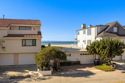 Steps From the Sand in Oxnard, USA