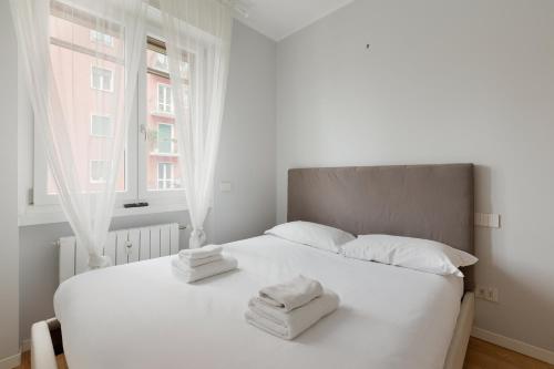 Cimiano M2 Balcony Apartment, Milan
