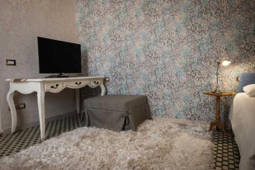 Merulana Penthouse: 5 minutes WALK from Colosseum, Řím (fotografie 10)