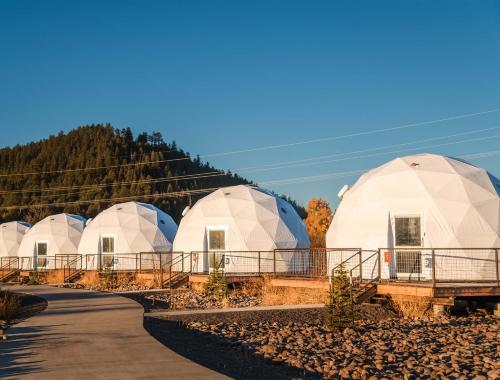 510123392 Pagosa River Domes