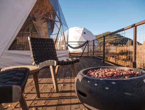 510123442 Pagosa River Domes