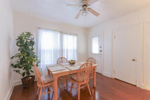 Cozy Bridgeport Apartment 2 Mi to Downtown! in Bridgeport, USA