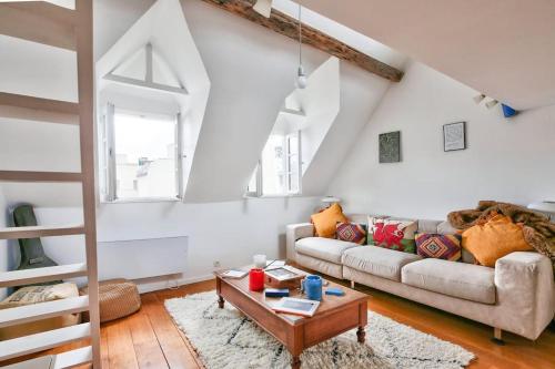 Magnifique Duplex avec vue sur la Tour Eiffel - Location saisonnière - Paris