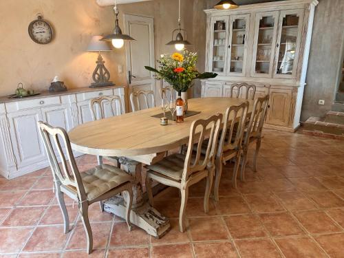 La Paradisse – exceptional Provençal farmhouse (18th century)