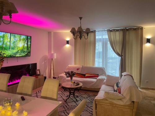 Facilities, Villa Segny in Segny