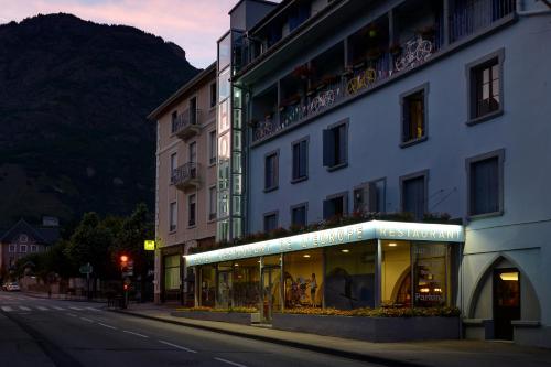 Hôtel de l'Europe - Hôtel - Saint-Jean-de-Maurienne