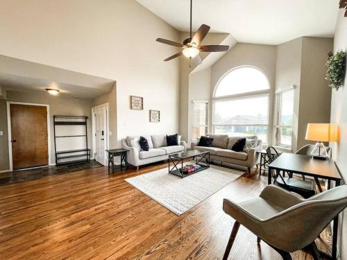 Family Retreat near USAFA / Firepit/Games/Grill in Colorado Springs, USA