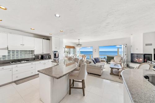 Pacific Breeze Retreat in Malibu, USA