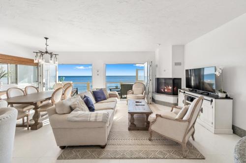 Pacific Breeze Retreat in Malibu, USA