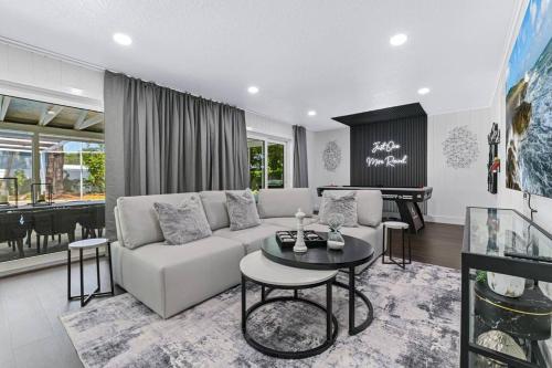 Luxury pool home near the beach! in Indian Shores