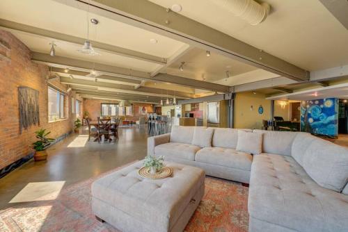 1600 KCM Penthouse Apartment - Cleveland