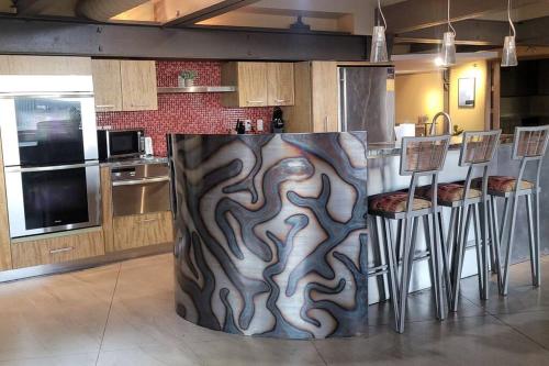 1600 KCM Penthouse Apartment in Cleveland, USA