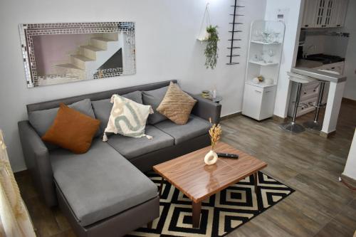 . Casa Colinas