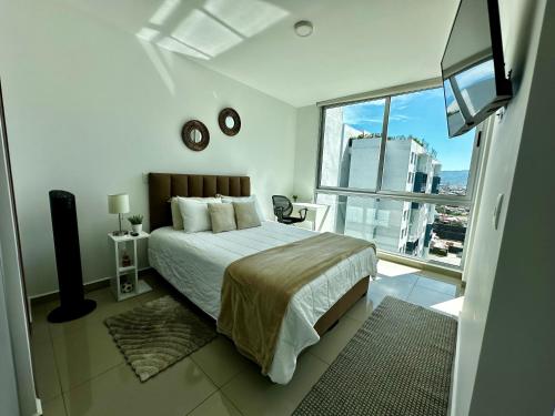 Bed, New Luxury Apartment Downtown San Jose in Tournón