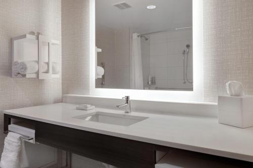 Hampton Inn Chicago Orland Park - image 12