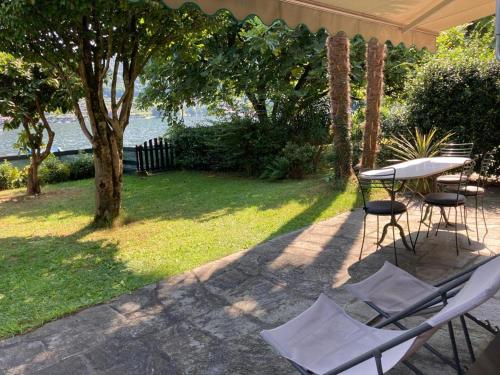  Orta cottage sulla riva del lago in Orta San Giulio