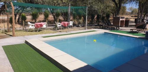 Baseinas, Paradise Nature Tented Camp in Grutfonteinas