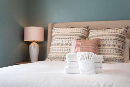 The Quarters on Spring The Quarters on Spring