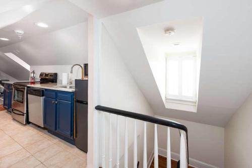 The Quarters on Spring The Quarters on Spring