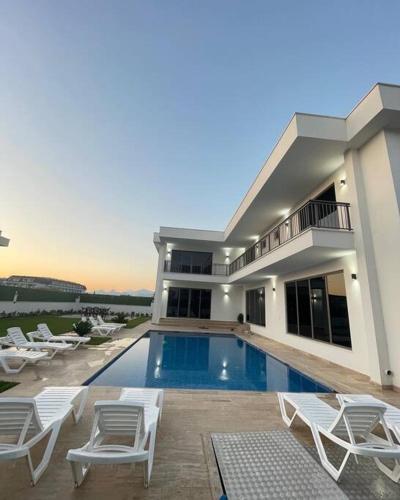 Villa Blue - New Luxury Villa