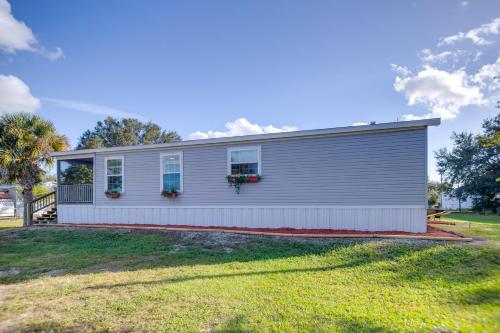 Moore Haven Getaway with Deck and Private Pool