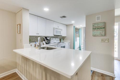 Hilton Head Condo: Walk to Coligny Beach & Plaza! in Hilton Head Island (SC)