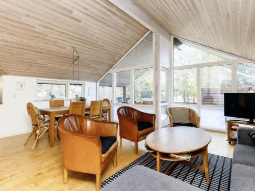 Oprema, 8 person holiday home in Rødby-By Traum in Lidsovej