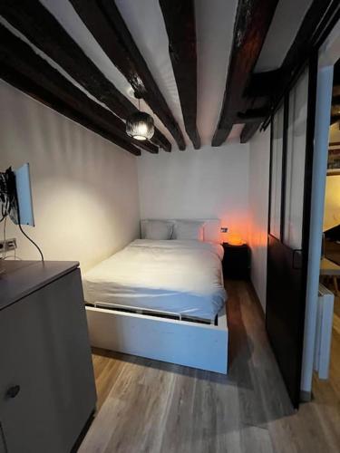 Appartement au Marais centre Paris, Paris (photo 7)