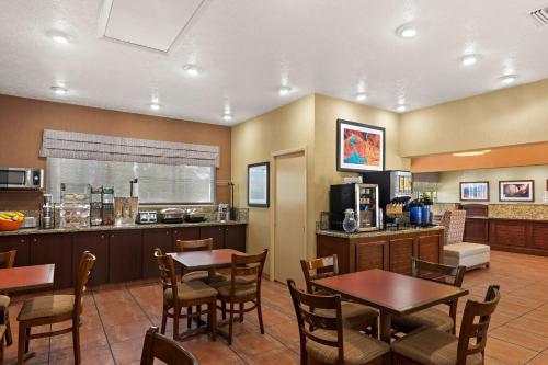 Food and beverages, Best Western Port St. Lucie in Port Saint Lucie (FL)