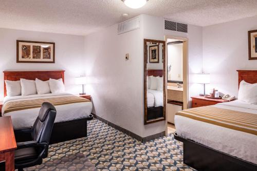 Queen Room with Two Queen Beds - Non-Smoking