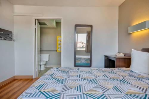 Motel 6-Farmington NM - image 10