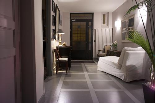 Villa du Square, Luxury Guest House – Paris, TX