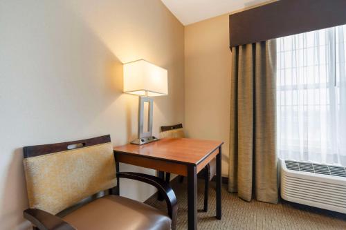 Best Western Plus Bend North - image 4