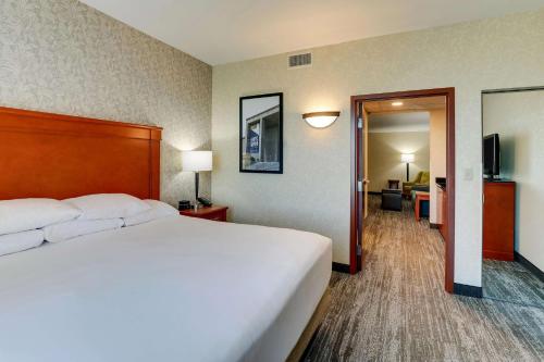 Drury Inn & Suites Independence Kansas City in Blue Springs, USA
