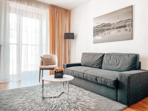 Cozy apartment next to Presidential palace, Bratislava (fotografie 3)