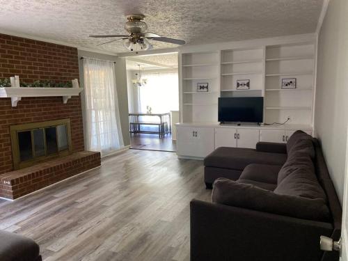 “Cozy, Comfortable, Quiet Home” in Montgomery, USA