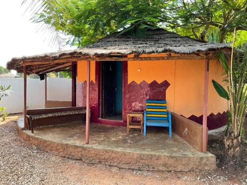 MANGO LODGE in Bolama