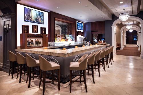 Residence Inn by Marriott Chicago Downtown/Loop - image 6