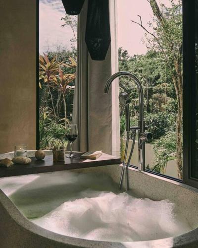 Luxe jungle Retreat- Free concierge in ทูลัม