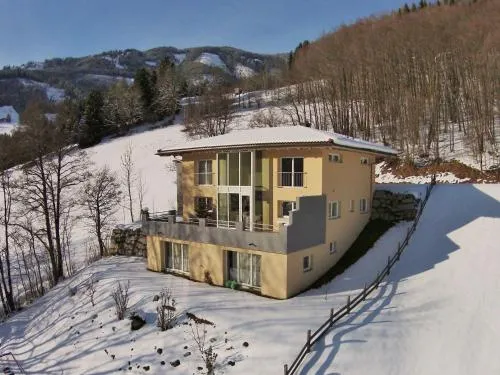 Apartment in Kaprun near Ski Slopes in Friedensbach, Österreich