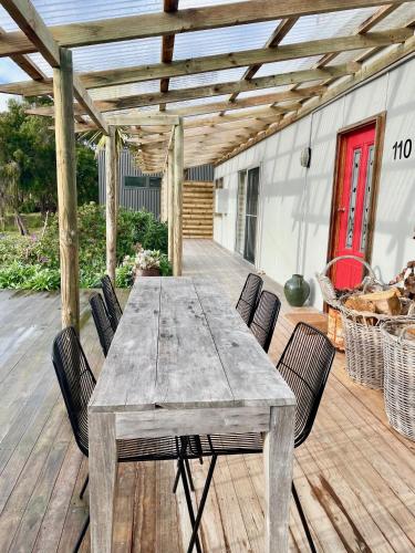 شرفة/ تراس, Sisters Beach House in Sisters Beach