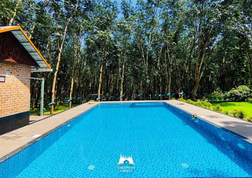 สระว่ายน้ำ, Vaikundam Legacy in ปูวาร์