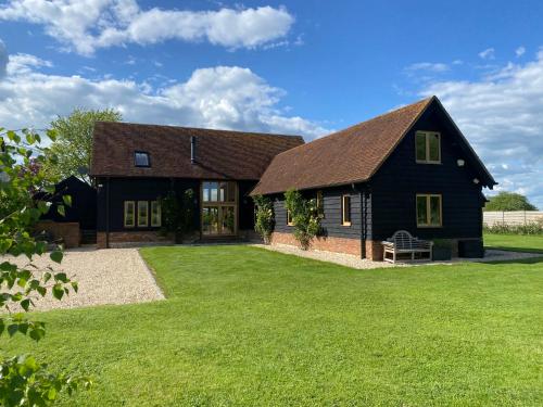 Beautiful country barn with hot tub and amazing views - Princes Risborough